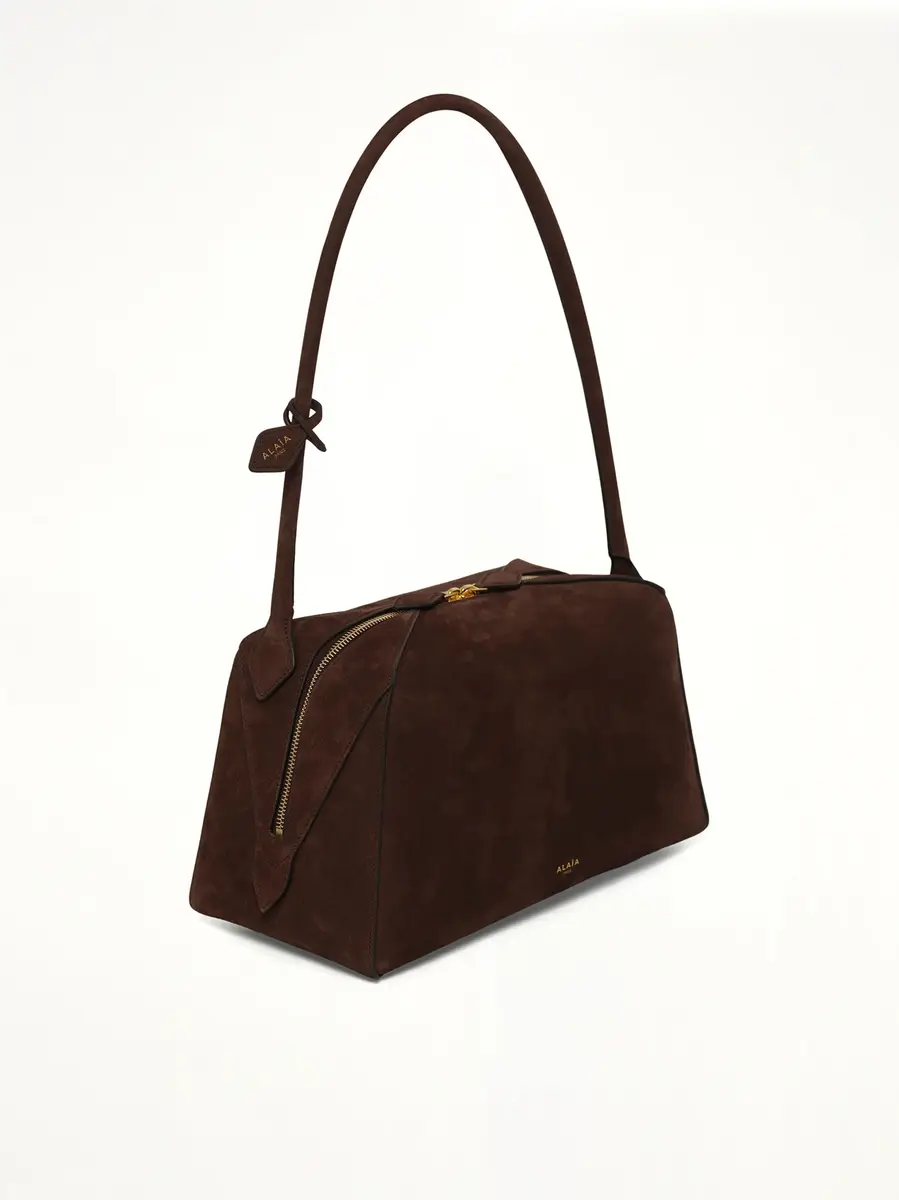 Alaïa Le Bouledogue Medium Bag in Brun Fonce | Thumbnail 3 Alaïa Le Bouledogue Medium Bag in Brun Fonce | Thumbnail 3