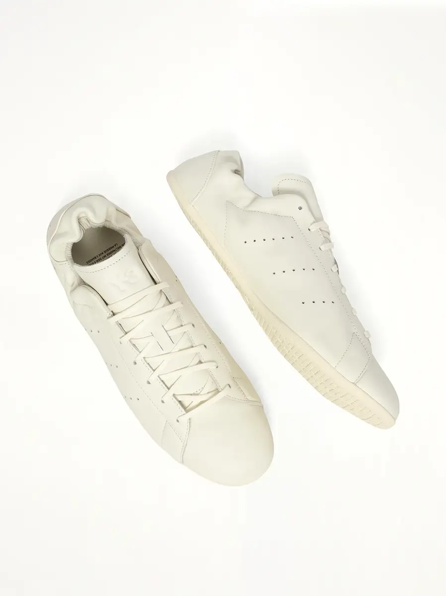 Y-3 Y-3 Stan Smith in Off White | Thumbnail 4 Y-3 Y-3 Stan Smith in Off White | Thumbnail 4