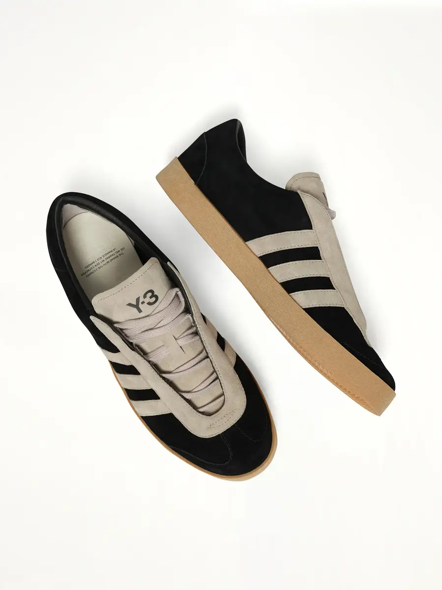 Y-3 Y-3 Gazelle in Black/off White | Thumbnail 4 Y-3 Y-3 Gazelle in Black/off White | Thumbnail 4