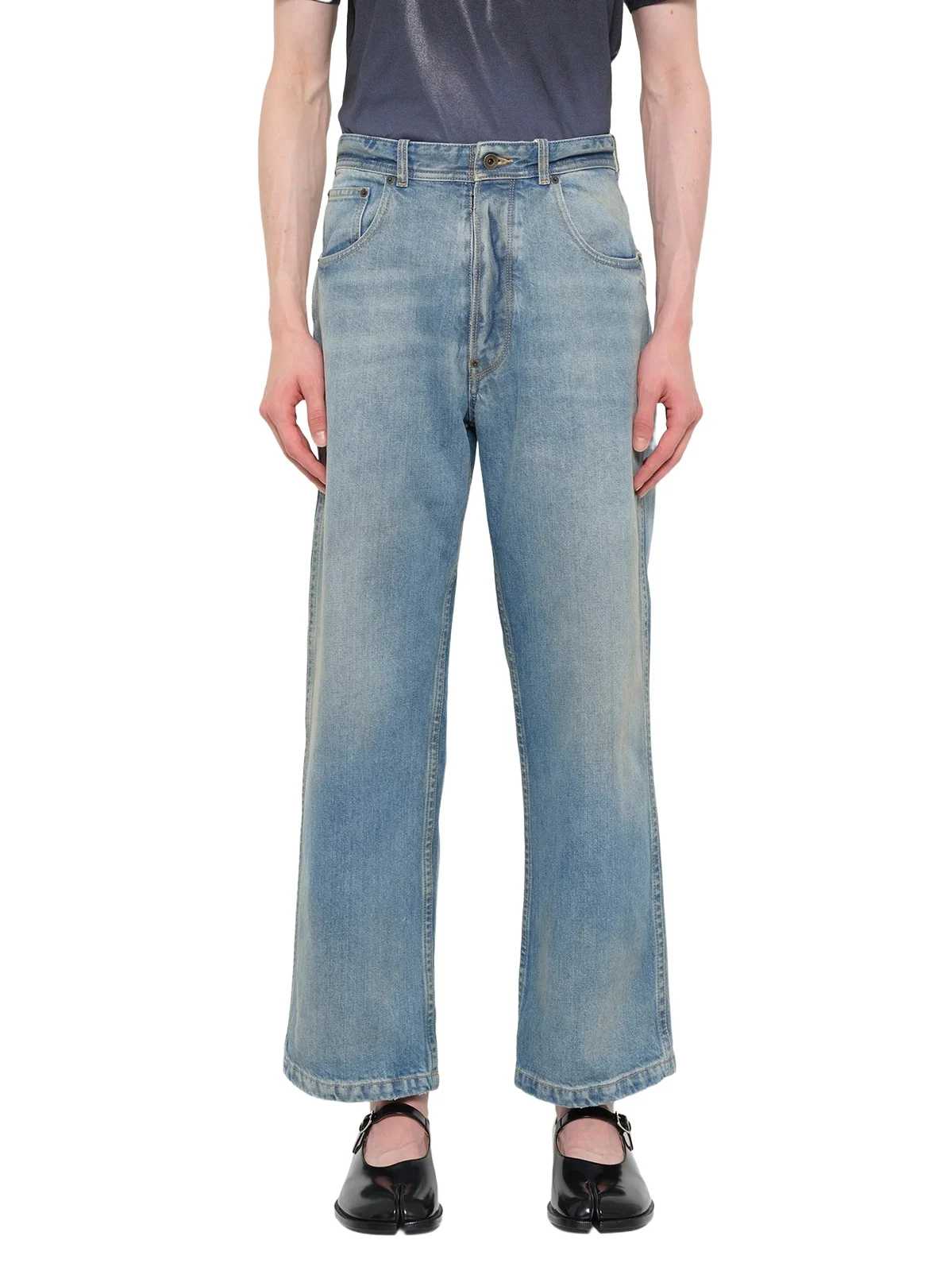 Cropped Denim Jeans in Washed Blue Cropped Denim Jeans in Washed Blue