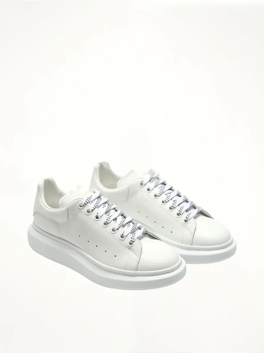 Alexander McQueen Larry Oversized Sneaker | Thumbnail 3 Alexander McQueen Larry Oversized Sneaker | Thumbnail 3