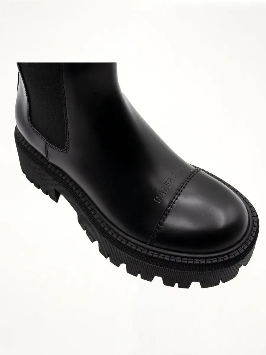 Balenciaga Tractor Ankle Boots | Thumbnail 4