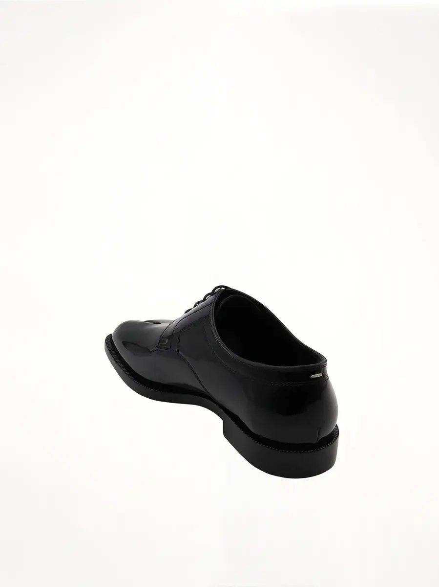 Maison Margiela Tabi Lace-ups Shoes in Shine Black | Thumbnail 2 Maison Margiela Tabi Lace-ups Shoes in Shine Black | Thumbnail 2