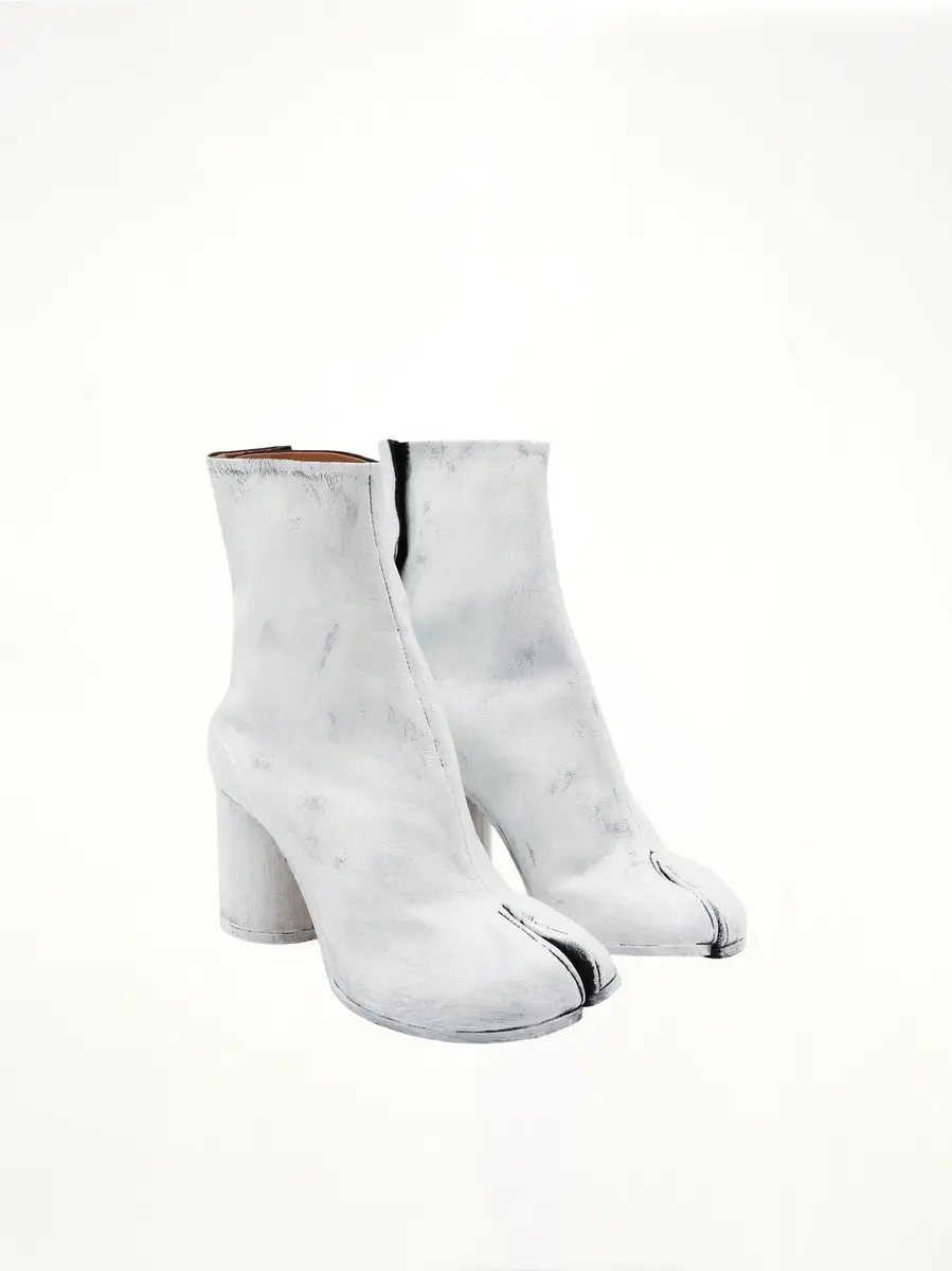 Maison Margiela Tabi Bianchetto Ankle Boots 8cm in White | Thumbnail 3 Maison Margiela Tabi Bianchetto Ankle Boots 8cm in White | Thumbnail 3