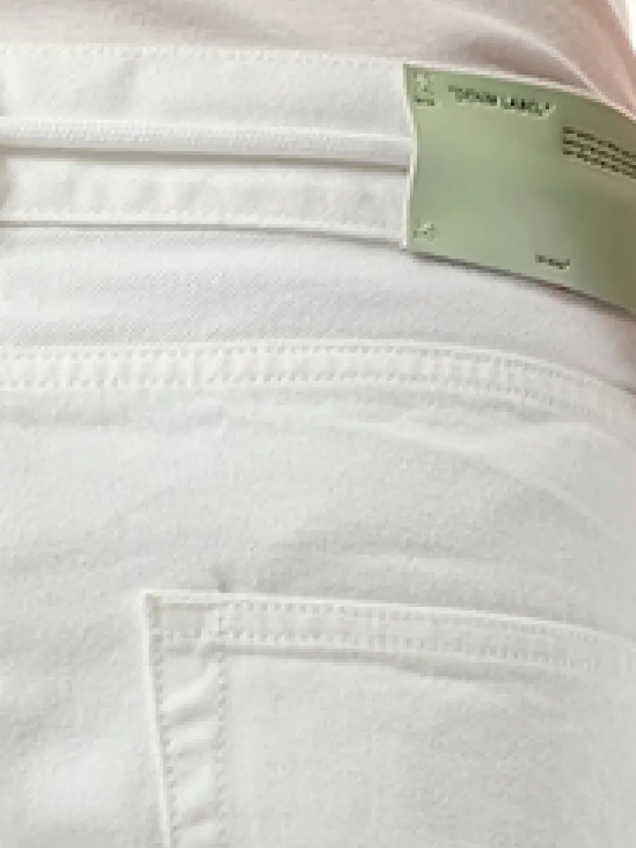 Off-White Slim Back Dart Jeans | Thumbnail 2 Off-White Slim Back Dart Jeans | Thumbnail 2