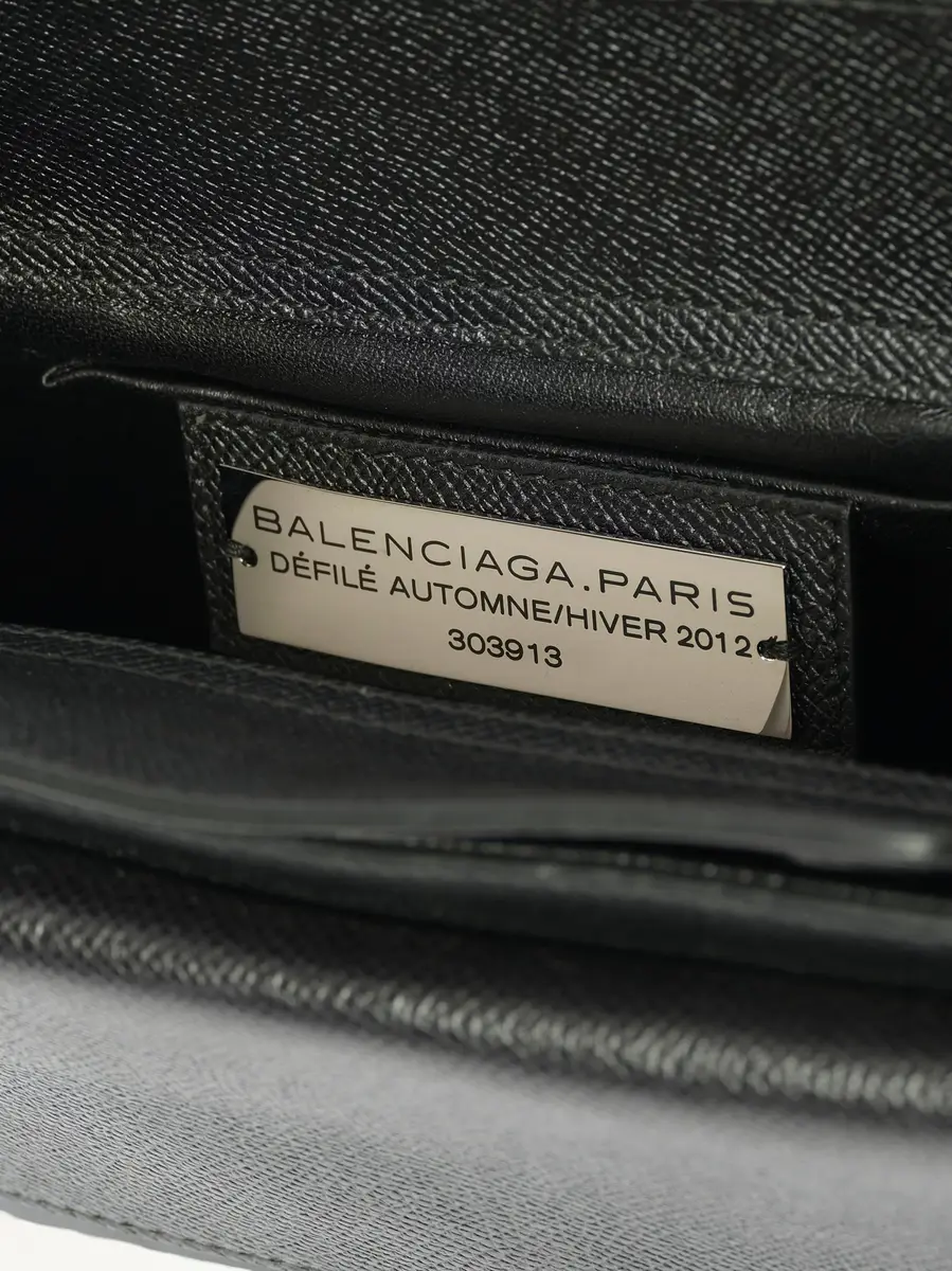 Balenciaga Handbag in Black/red | Thumbnail 2