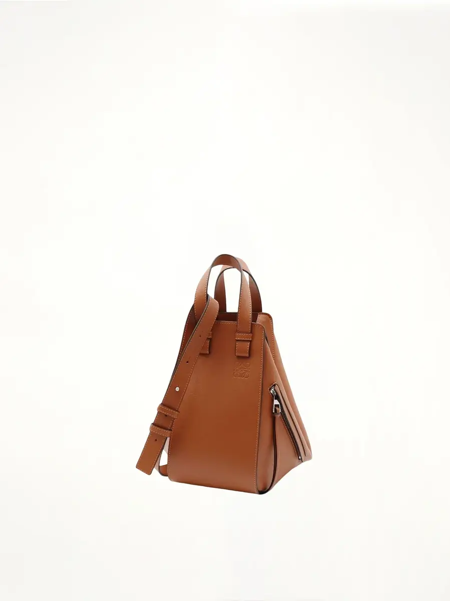 Loewe Small Hammock Bag in Classic Calfskin Tan | Thumbnail 3 Loewe Small Hammock Bag in Classic Calfskin Tan | Thumbnail 3