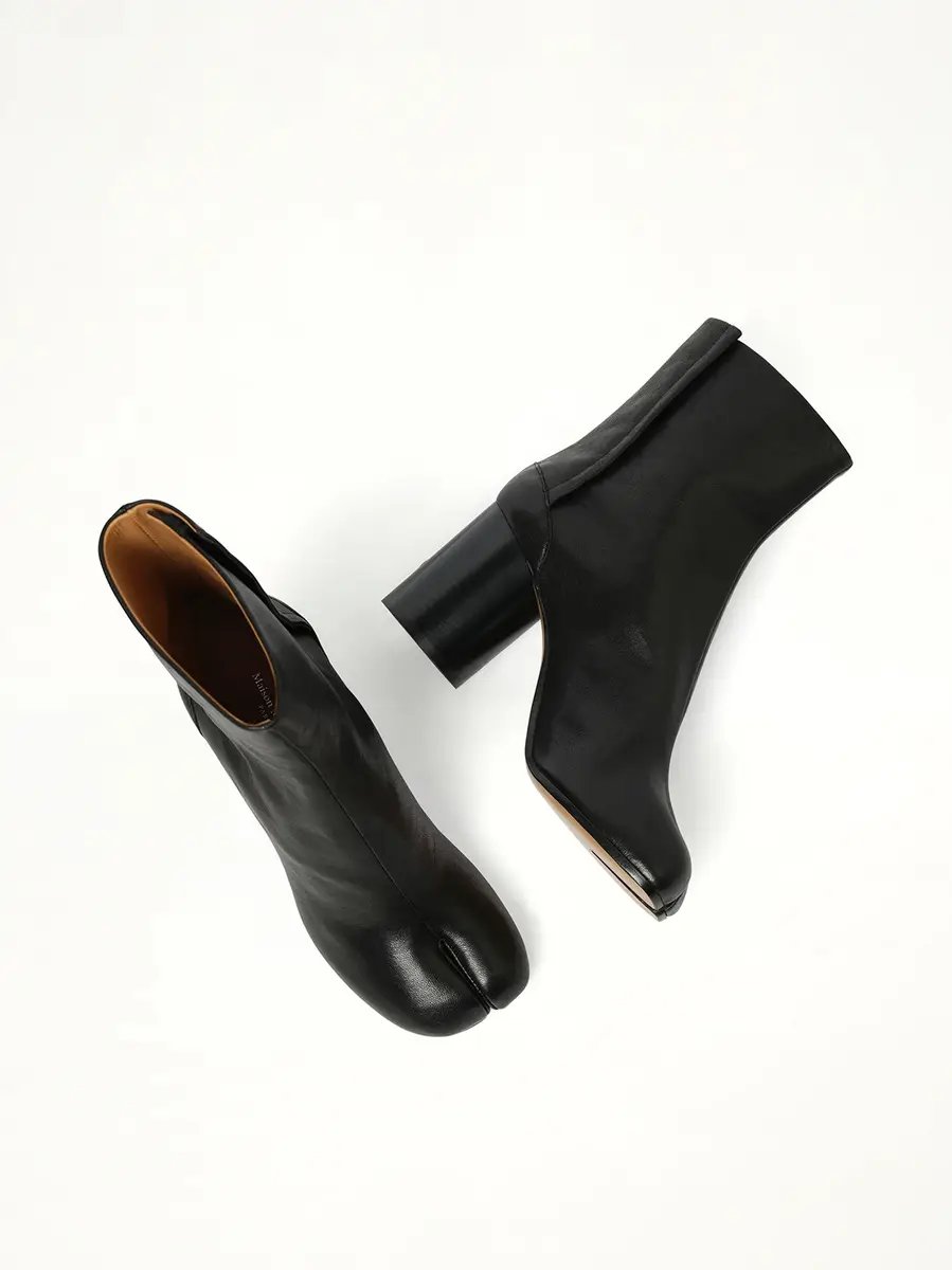 Maison Margiela Tabi Ankle Boots 8cm | Thumbnail 4 Maison Margiela Tabi Ankle Boots 8cm | Thumbnail 4