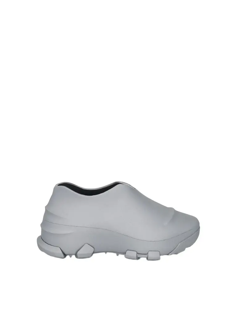 Givenchy Monumental Mallow Low Sneaker | Image 1 Givenchy Monumental Mallow Low Sneaker | Image 1
