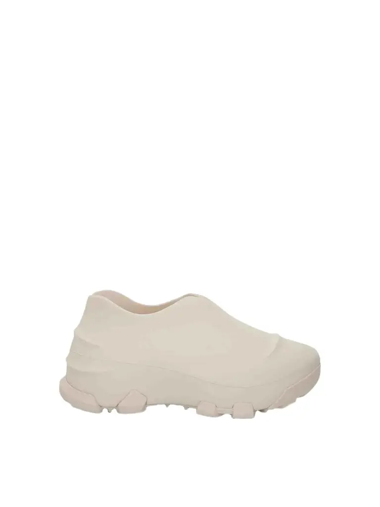 Givenchy Monumental Mallow Low Sneaker With Glow | Image 1 Givenchy Monumental Mallow Low Sneaker With Glow | Image 1
