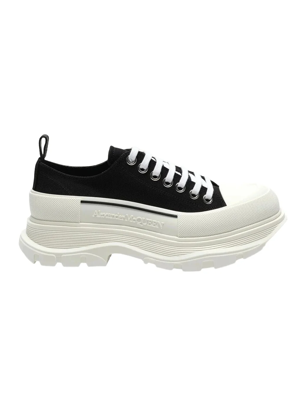 Tread Slick Canvas Lace-up Shoes in Black/white Tread Slick Canvas Lace-up Shoes in Black/white