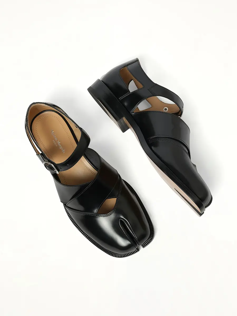 Maison Margiela Tabi Toe Cut Out Sandals | Thumbnail 4 Maison Margiela Tabi Toe Cut Out Sandals | Thumbnail 4