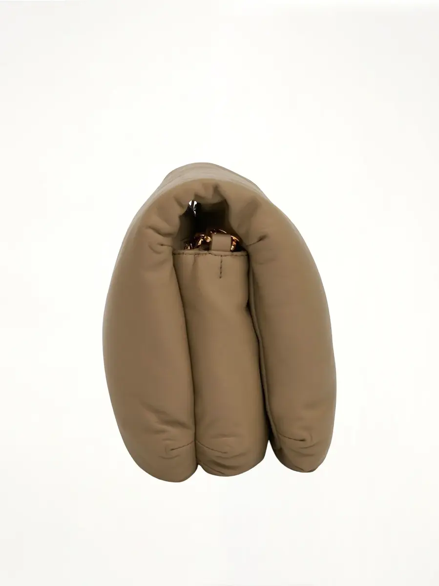 Loewe Puffer Goya Bag in Shiny Nappa Lambskin Clay Green | Thumbnail 4 Loewe Puffer Goya Bag in Shiny Nappa Lambskin Clay Green | Thumbnail 4