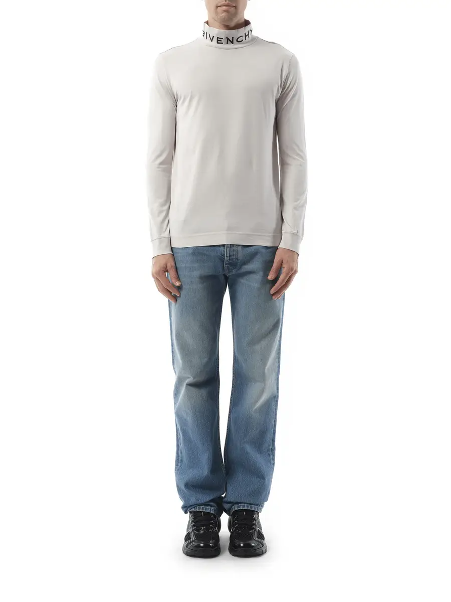 Givenchy Faded Logo Dyed Long Sleeve T-shirt in Cloud Grey | Thumbnail 4 Givenchy Faded Logo Dyed Long Sleeve T-shirt in Cloud Grey | Thumbnail 4