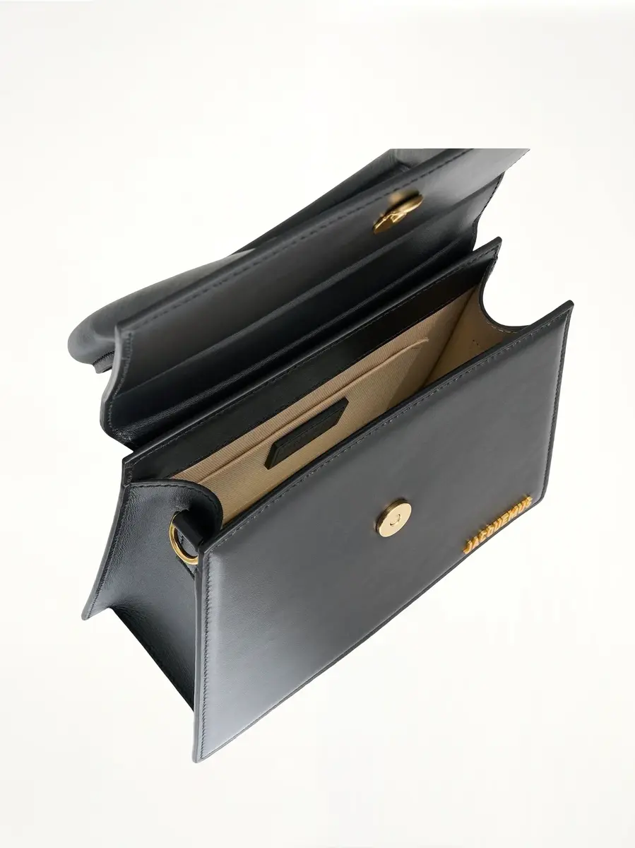 Jacquemus Le Grand Chiquito Leather Bag | Thumbnail 5 Jacquemus Le Grand Chiquito Leather Bag | Thumbnail 5