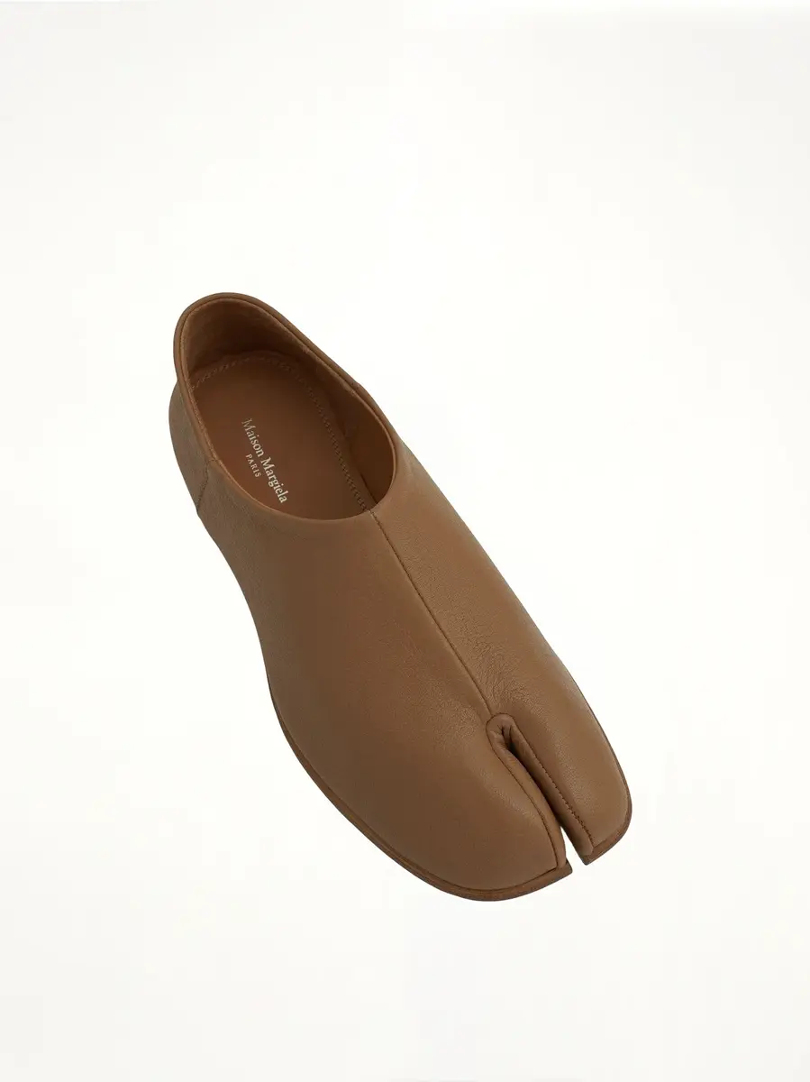 Maison Margiela Tabi Babouches in Nude | Thumbnail 4 Maison Margiela Tabi Babouches in Nude | Thumbnail 4