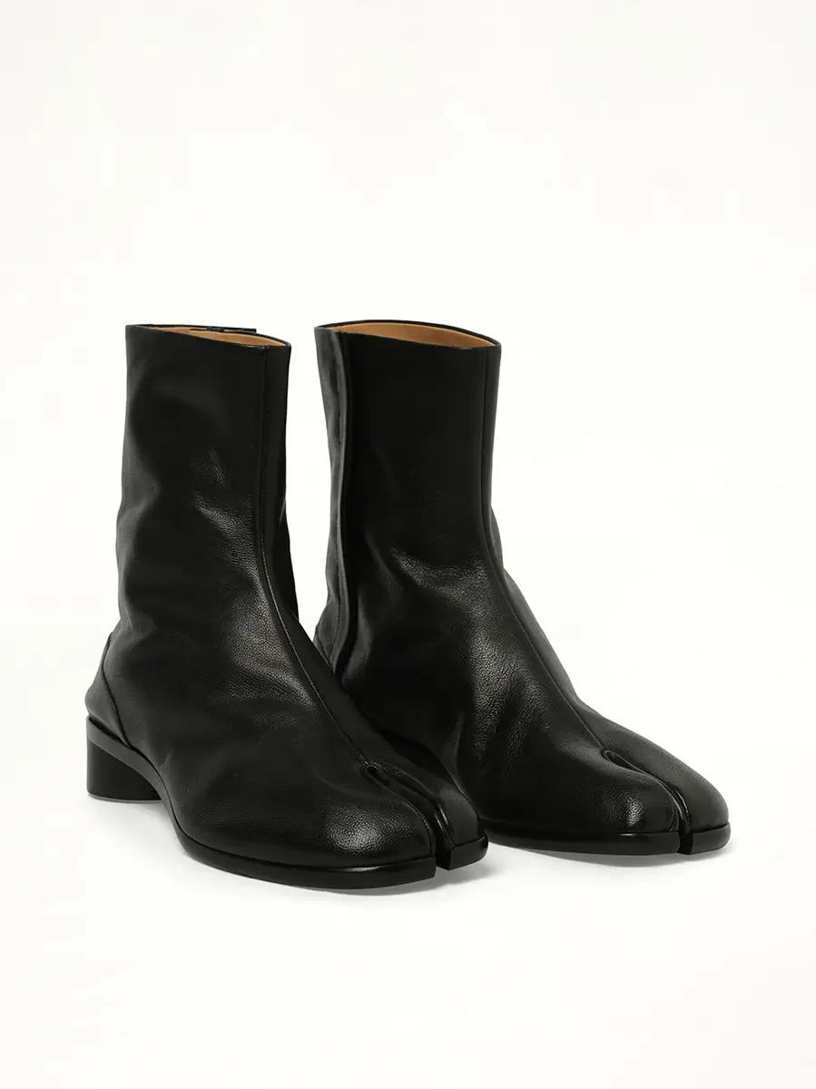 Maison Margiela Tabi Ankle 3cm Boots | Thumbnail 3 Maison Margiela Tabi Ankle 3cm Boots | Thumbnail 3