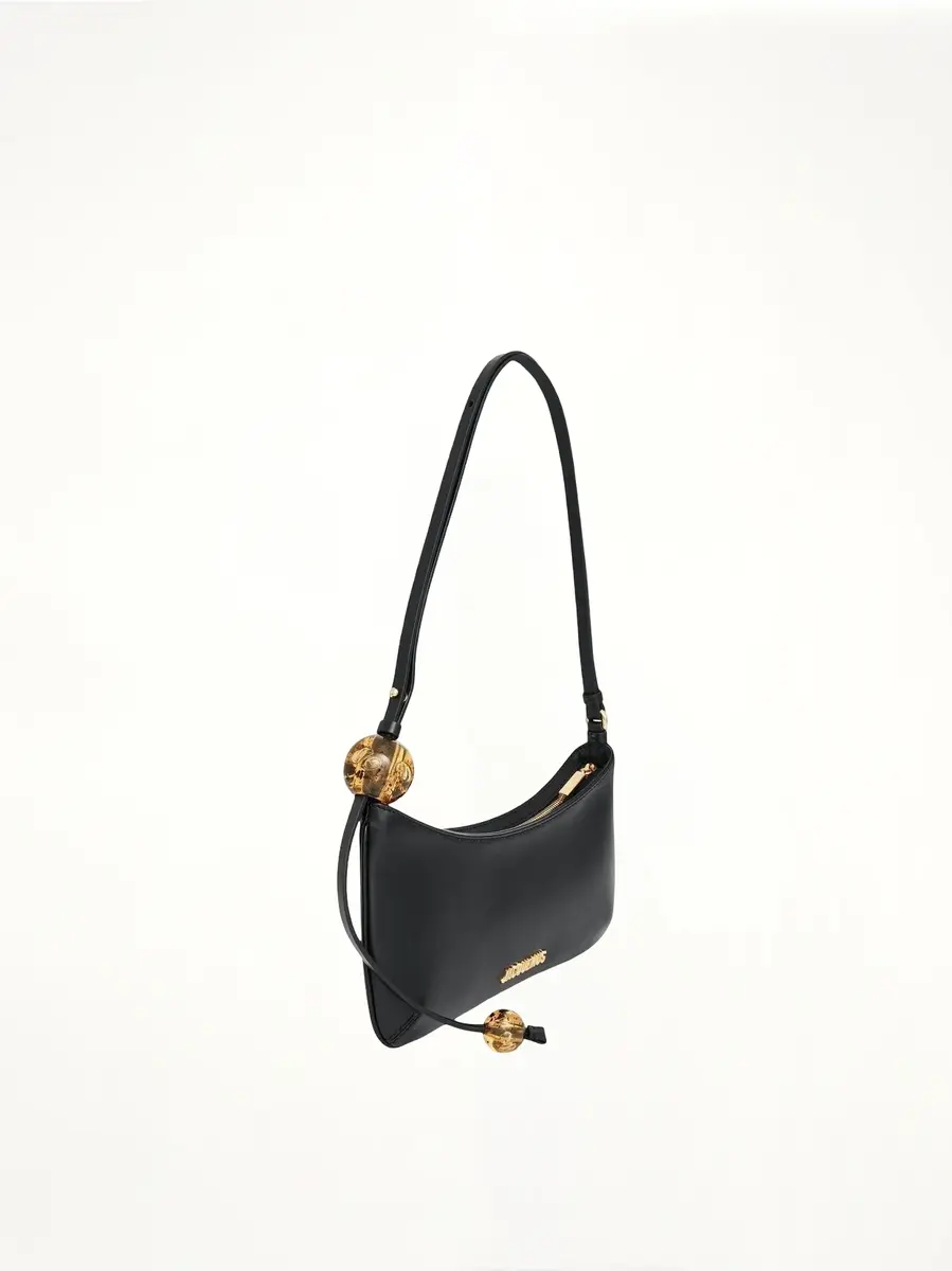 Jacquemus Le Bisou Perle Leather Bag | Thumbnail 3 Jacquemus Le Bisou Perle Leather Bag | Thumbnail 3
