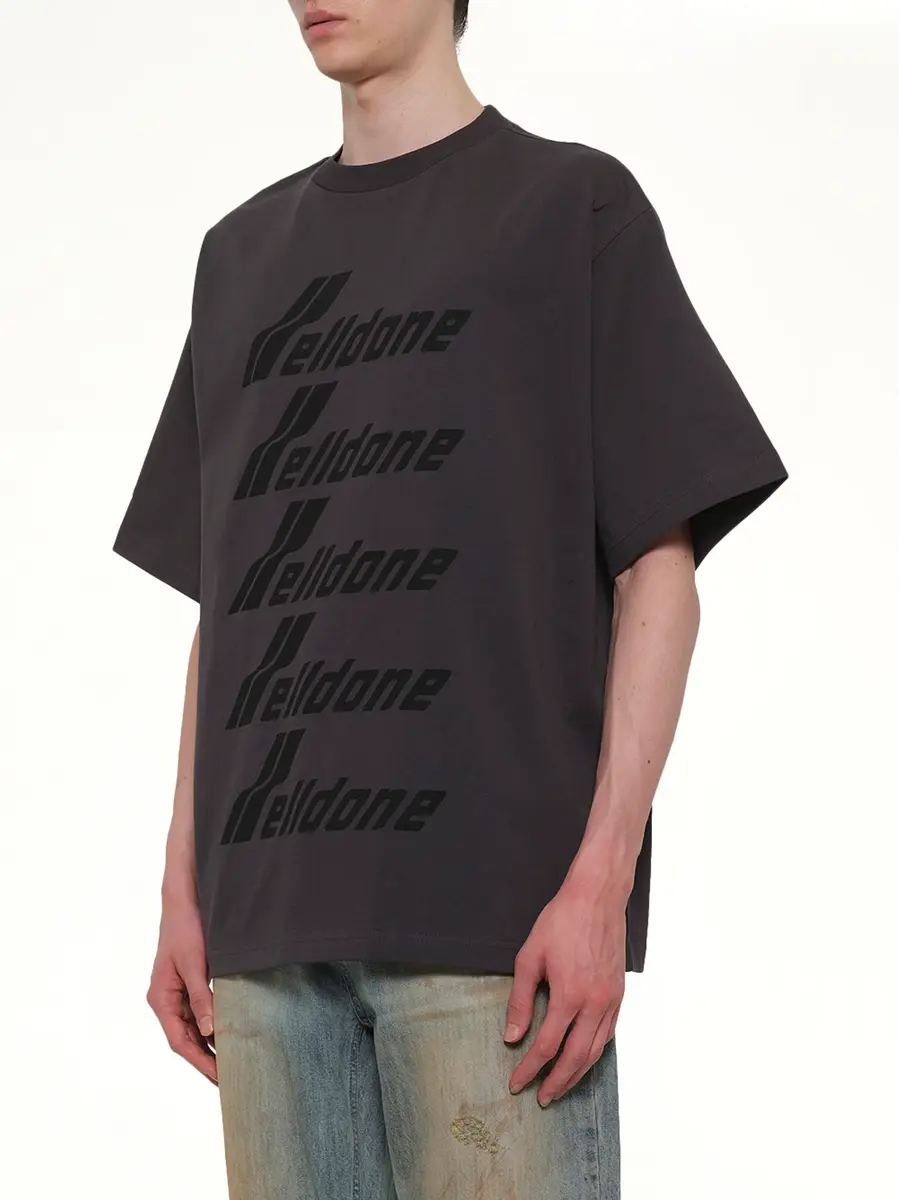 We11Done Classic Front Logo T-shirt | Thumbnail 2 We11Done Classic Front Logo T-shirt | Thumbnail 2