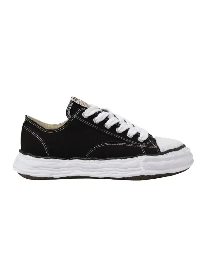 Peterson 23 OG Sneaker in Black/white Peterson 23 OG Sneaker in Black/white