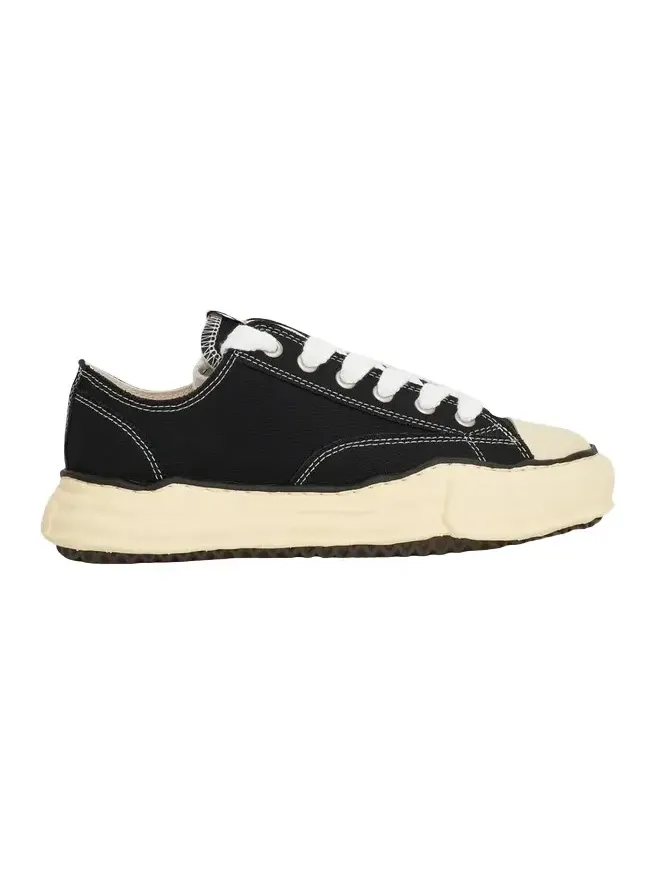 Peterson OG Vintage Sneaker in Black/white Peterson OG Vintage Sneaker in Black/white