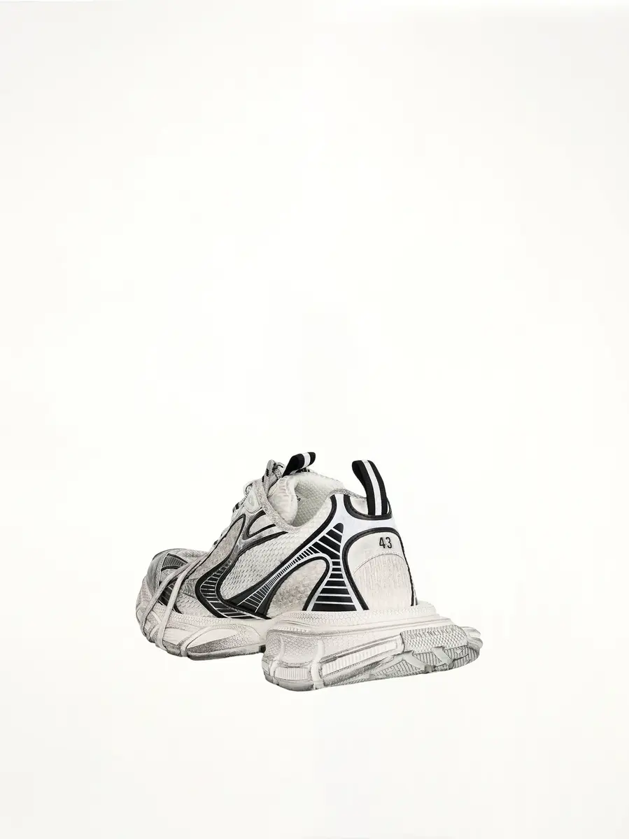 Balenciaga 3xl Sneaker in White/black | Thumbnail 2 Balenciaga 3xl Sneaker in White/black | Thumbnail 2