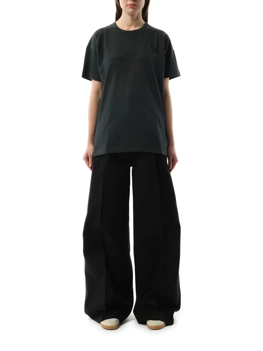 Maison Margiela Memory of Reverse Logo T-shirt in Vintage Black | Thumbnail 4 Maison Margiela Memory of Reverse Logo T-shirt in Vintage Black | Thumbnail 4