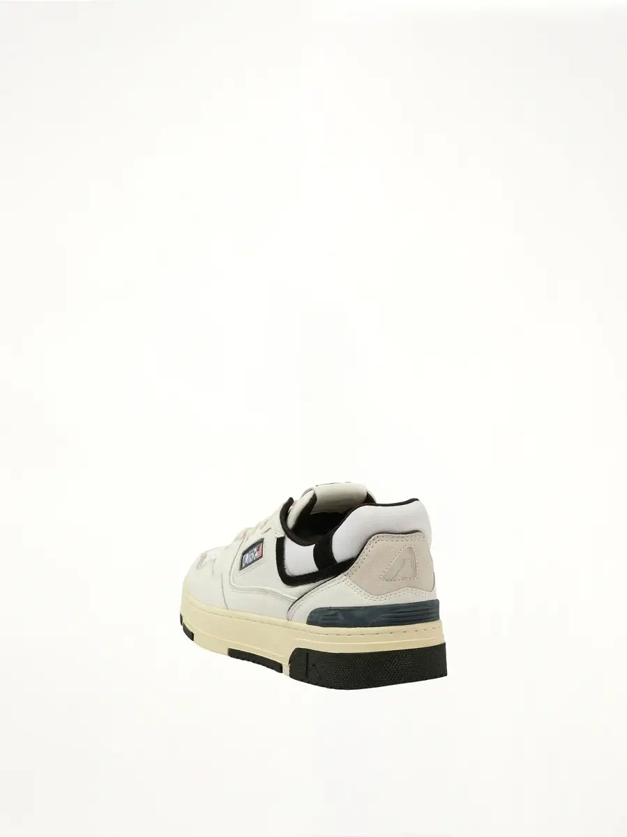 Autry Clc Low Sneakers in White/black | Thumbnail 2 Autry Clc Low Sneakers in White/black | Thumbnail 2