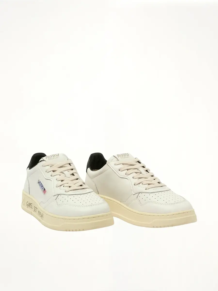 Autry Medalist Low Game Set Sneakers in White/black | Thumbnail 3 Autry Medalist Low Game Set Sneakers in White/black | Thumbnail 3