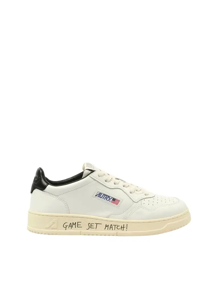 Autry Medalist Low Game Set Sneakers in White/black White
