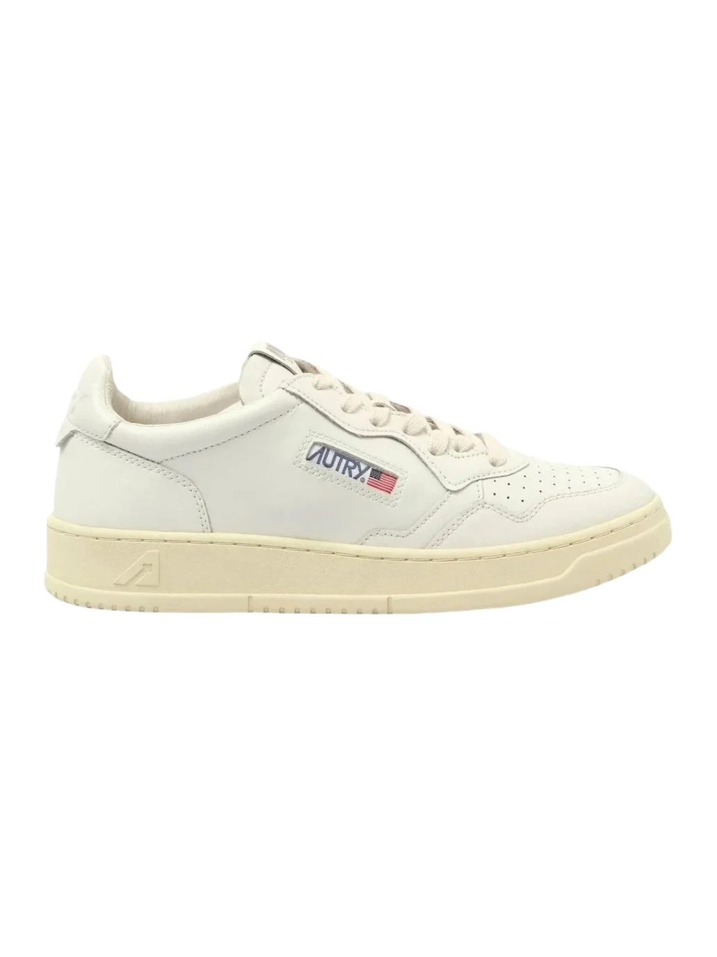 Medalist Low Sneakers in White/white Medalist Low Sneakers in White/white
