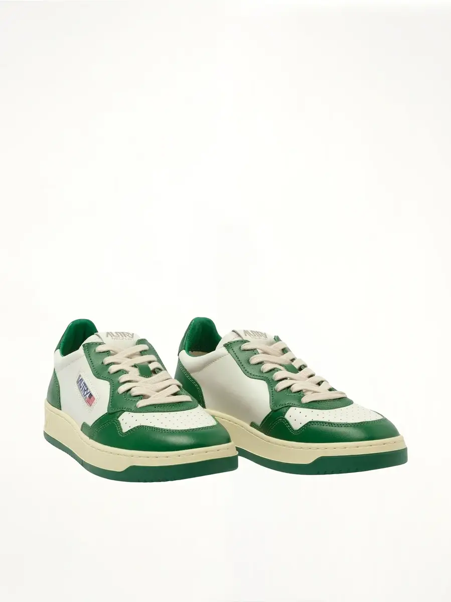 Autry Medalist Low Bicolour Sneakers in White/green | Thumbnail 3 Autry Medalist Low Bicolour Sneakers in White/green | Thumbnail 3