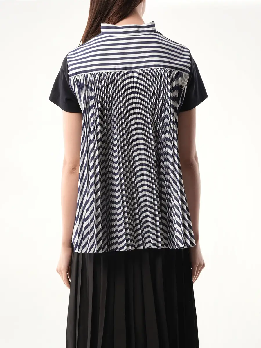 Sacai Cotton Poplin x Jersey T-shirt in Navy/navy Stripe | Thumbnail 6