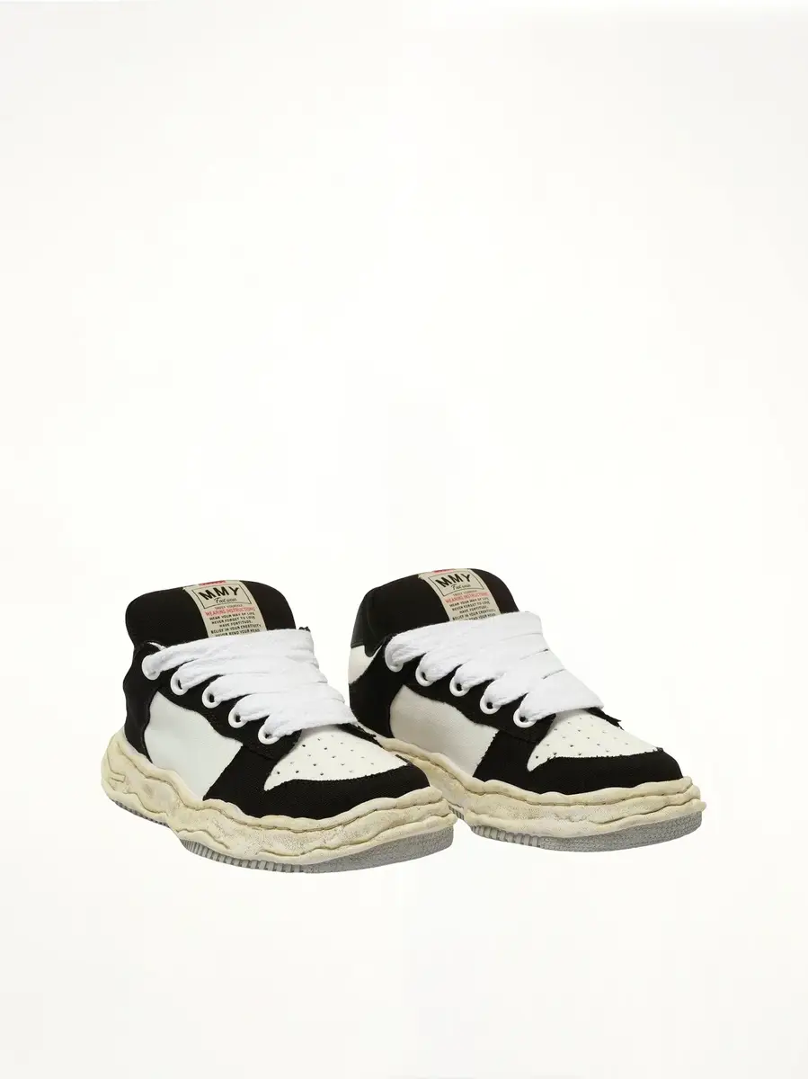 Maison MIHARA YASUHIRO Wayne OG Puffer Sneaker in Black/white | Thumbnail 3 Maison MIHARA YASUHIRO Wayne OG Puffer Sneaker in Black/white | Thumbnail 3
