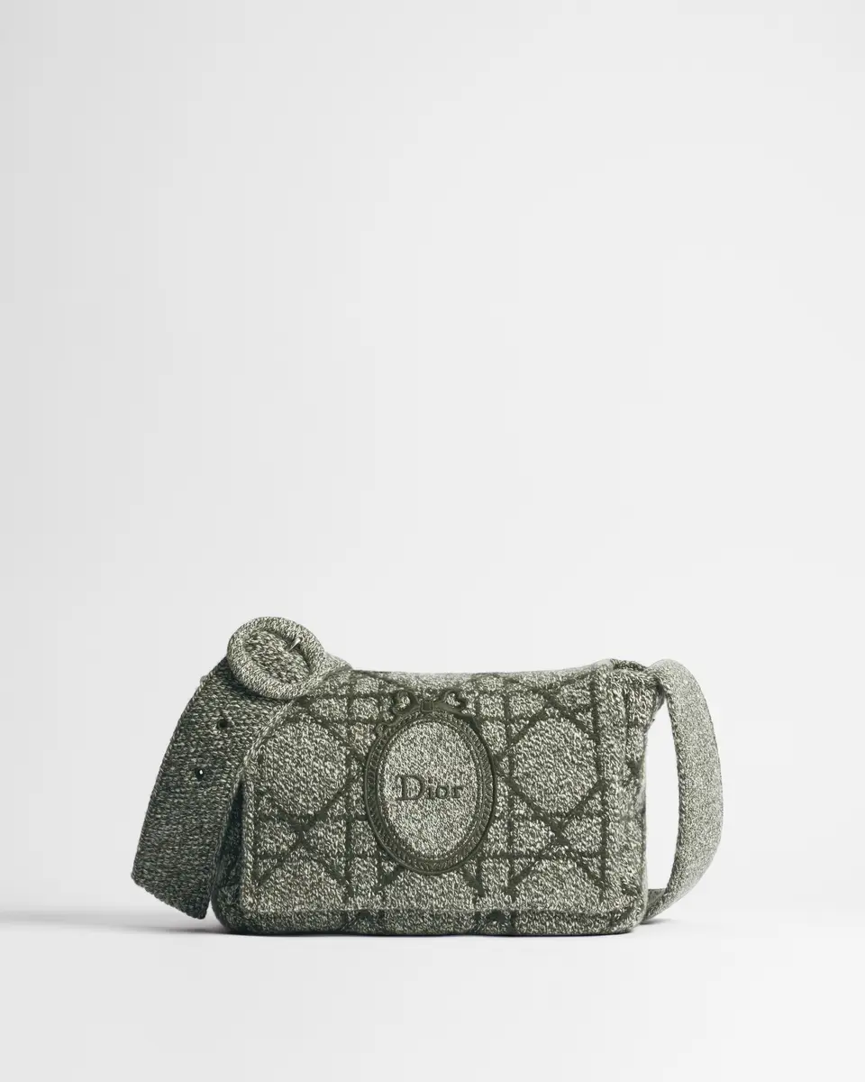 Dior Medium Dior Médaillon Messenger Flap Bag | Thumbnail 5 Dior Medium Dior Médaillon Messenger Flap Bag | Thumbnail 5