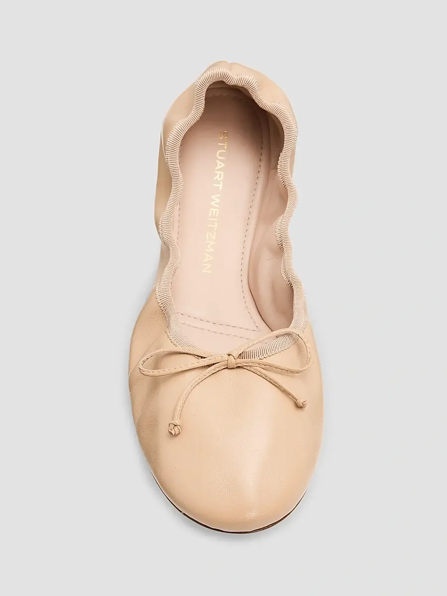 Stuart Weitzman Women's Nia Ruched Leather Ballet Flats | Thumbnail 6 Stuart Weitzman Women's Nia Ruched Leather Ballet Flats | Thumbnail 6