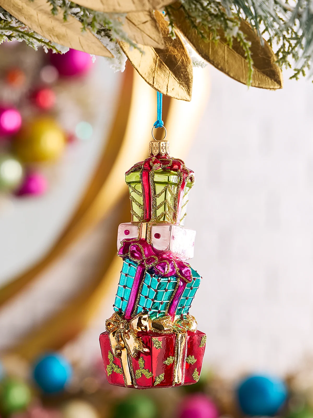 Glassware Art Studio Small Pile Of Gifts Glass Ornament