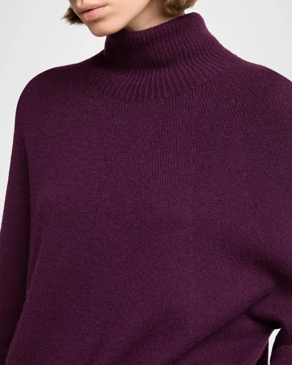Giorgio Armani Long Cashmere Turtleneck Sweater | Thumbnail 5 Giorgio Armani Long Cashmere Turtleneck Sweater | Thumbnail 5