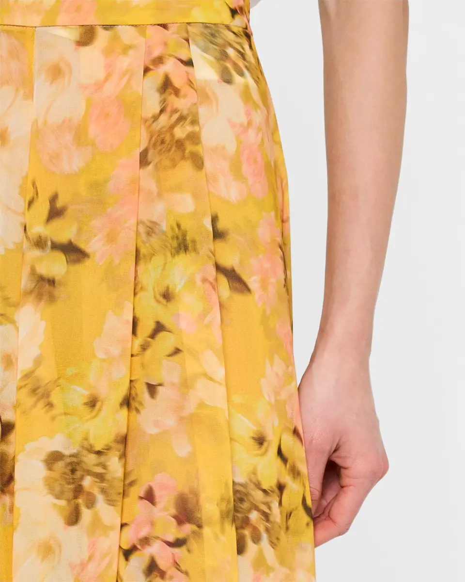 Badgley Mischka Collection Pleated Floral-Print Georgette Palazzo Pants | Thumbnail 5