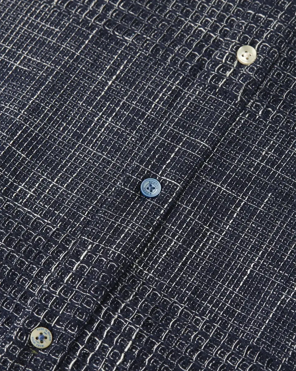Scotch & Soda Men's Melange Waffle Classic Fit Button-Front Shirt | Thumbnail 6 Scotch & Soda Men's Melange Waffle Classic Fit Button-Front Shirt | Thumbnail 6
