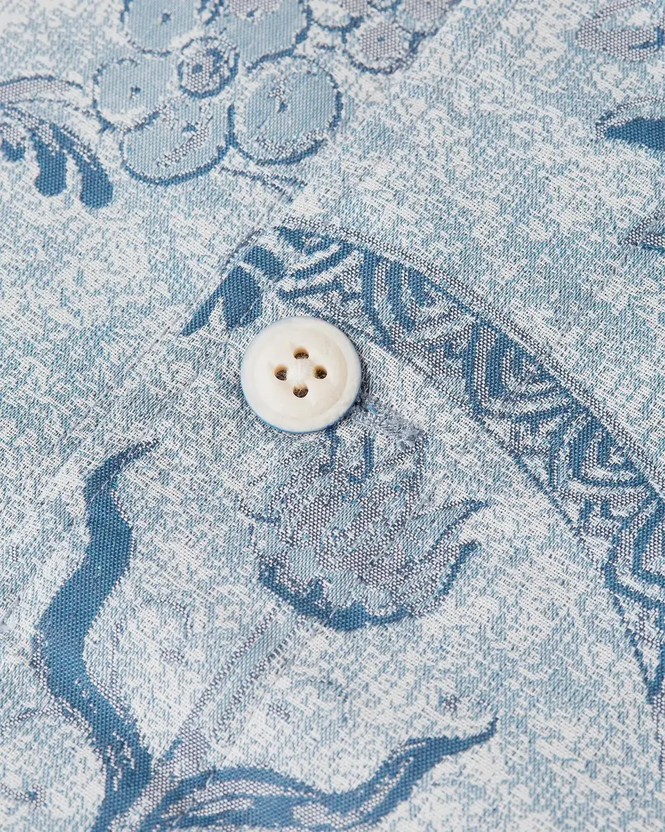 Scotch & Soda x Royal Delft Men's Loose Short-Sleeve Jacquard Shirt | Thumbnail 6 Scotch & Soda x Royal Delft Men's Loose Short-Sleeve Jacquard Shirt | Thumbnail 6