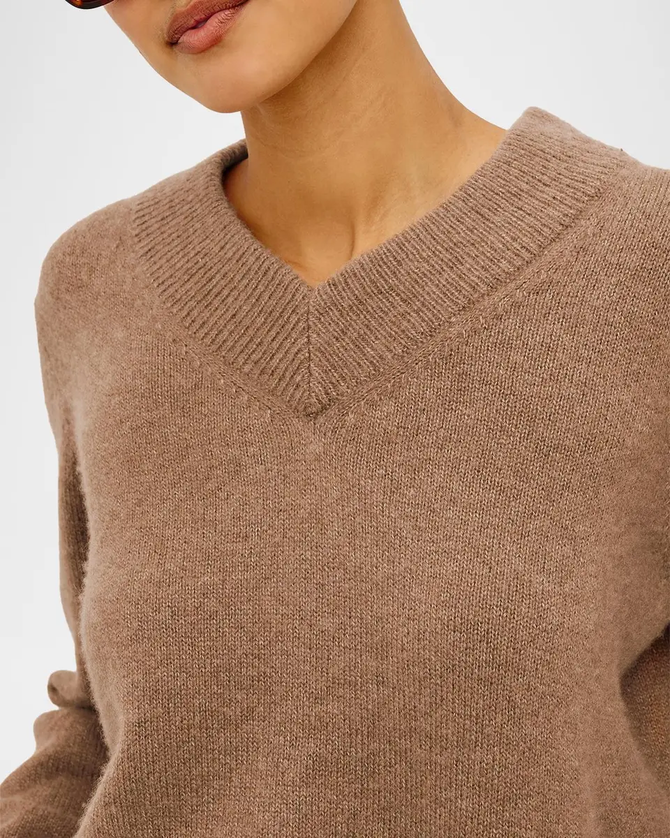 RAILS Lidya V-Neck Sweater | Thumbnail 5 RAILS Lidya V-Neck Sweater | Thumbnail 5