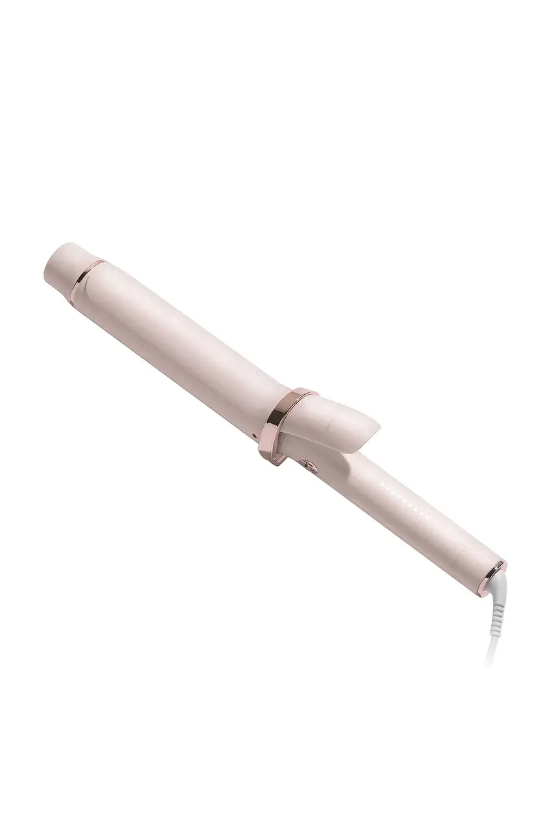 T3 Singlepass Curl X 1.5 Ceramic Extra-long Barrel Curling Iron | Image 1 T3 Singlepass Curl X 1.5 Ceramic Extra-long Barrel Curling Iron | Image 1