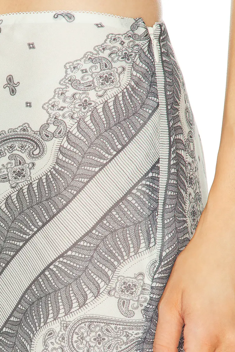 HAELO Spiral Bandana Skirt | Thumbnail 7