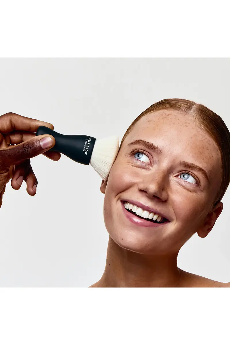 Self Glow by James Read Sunbrush Face & Body Brush | Thumbnail 3 Self Glow by James Read Sunbrush Face & Body Brush | Thumbnail 3
