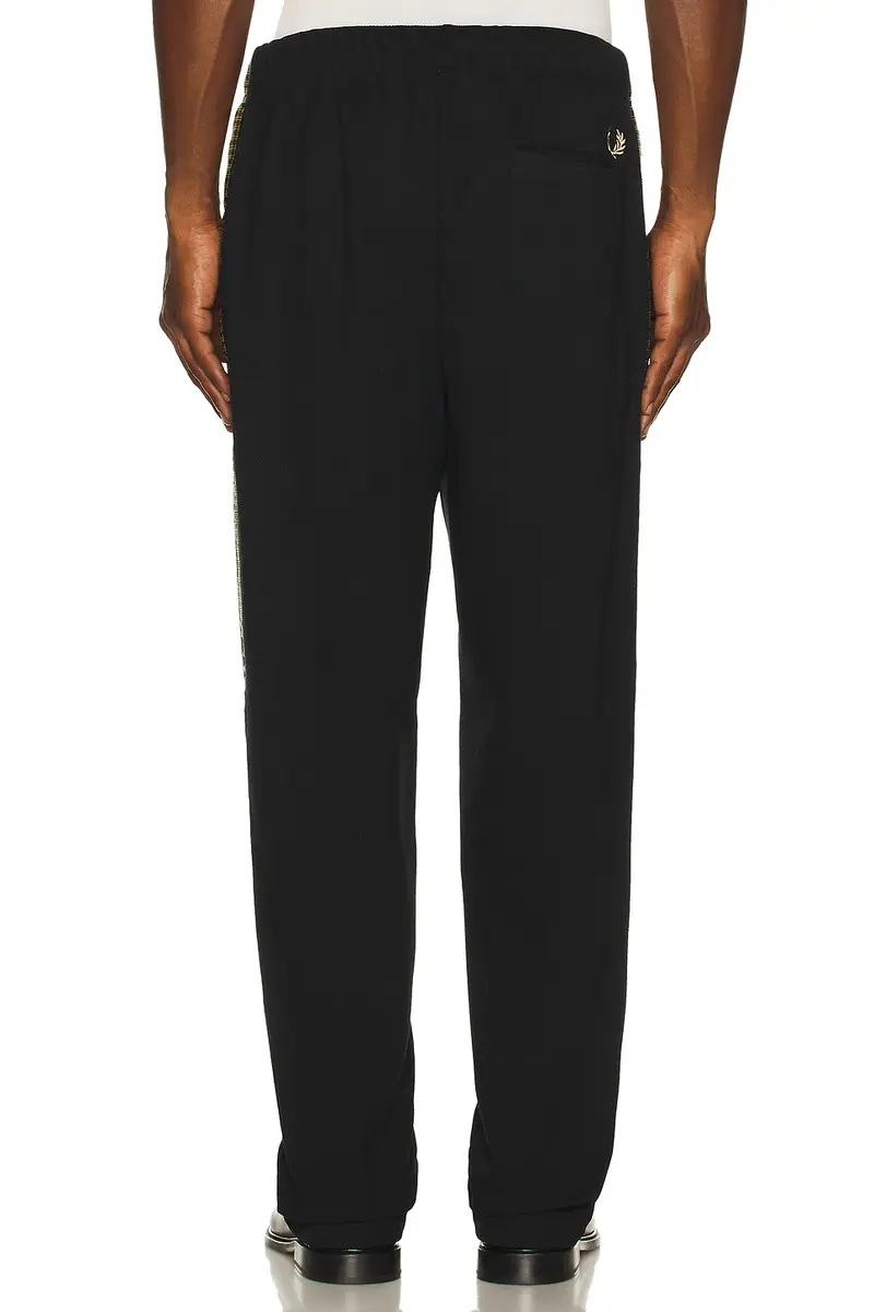 Fred Perry Cross Tape Track Pant | Thumbnail 3