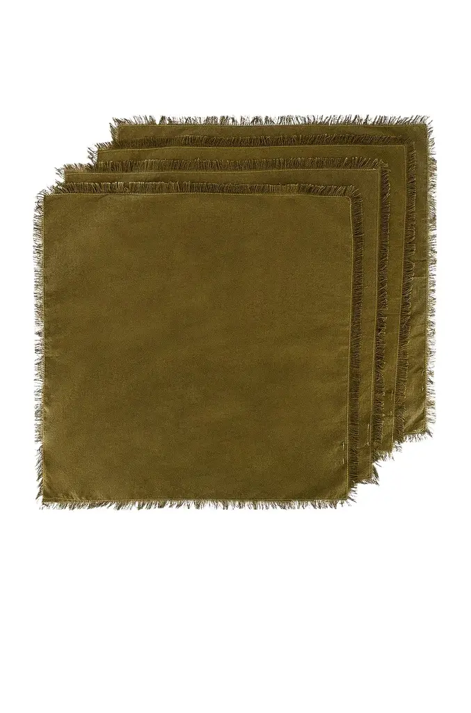 HAWKINS NEW YORK Essential Set of 4 Dinner Napkins | Image 1 HAWKINS NEW YORK Essential Set of 4 Dinner Napkins | Image 1