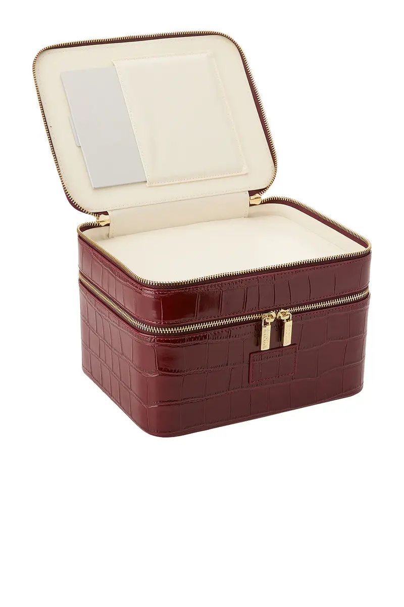 ETOILE COLLECTIVE x REVOLVE Duo Vanity Case | Thumbnail 3 ETOILE COLLECTIVE x REVOLVE Duo Vanity Case | Thumbnail 3