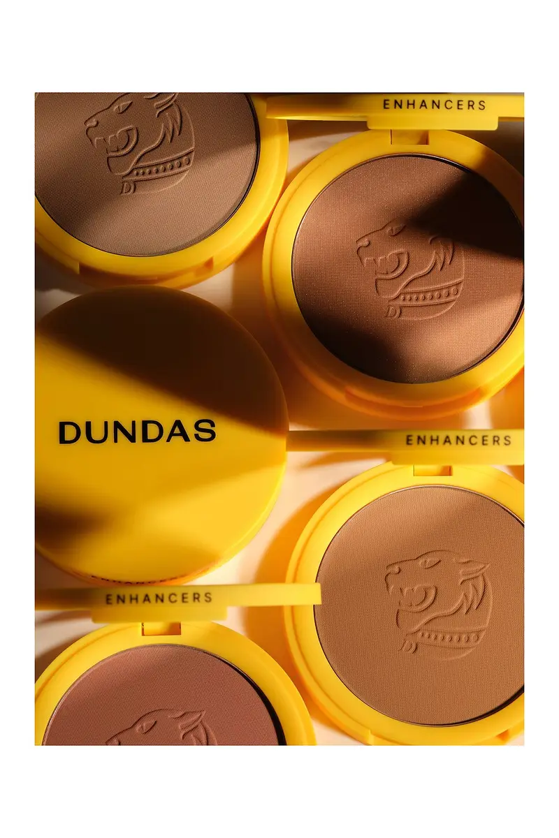 DUNDAS Beauty Bronzer Anonymous - Step 4 | Thumbnail 5 DUNDAS Beauty Bronzer Anonymous - Step 4 | Thumbnail 5