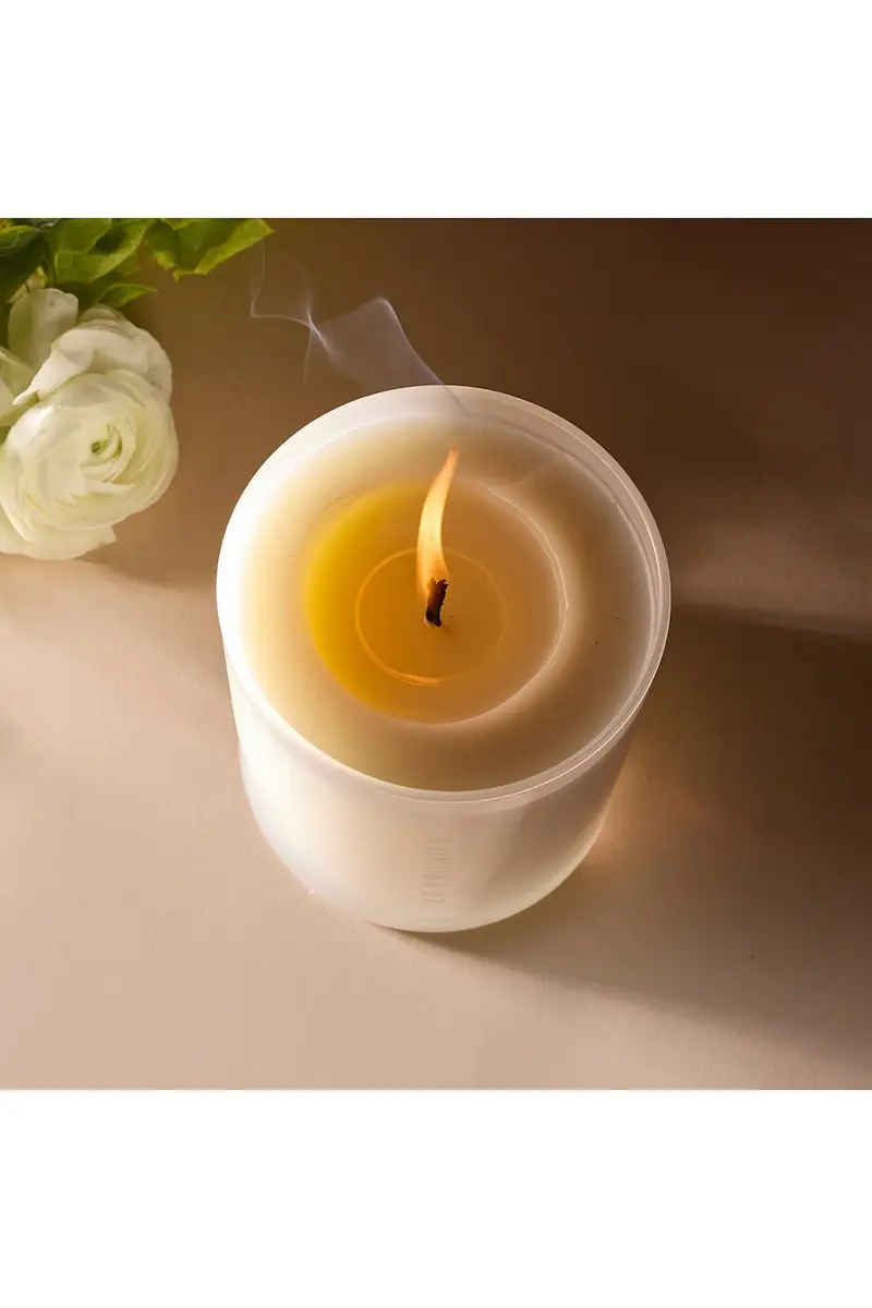 Le Prunier Spring Bloom Candle | Thumbnail 5 Le Prunier Spring Bloom Candle | Thumbnail 5